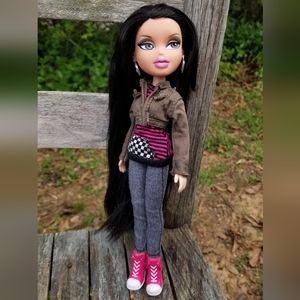 Y2K toys Bratz Doll 10th Anniversary Jade, great used condition